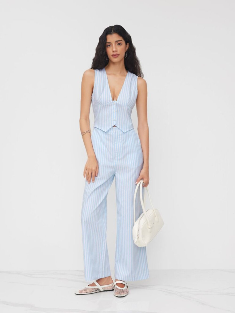 NWT Cotton-blend V-neck blue and white Stripe Wide Leg Jumpsuit. size Large